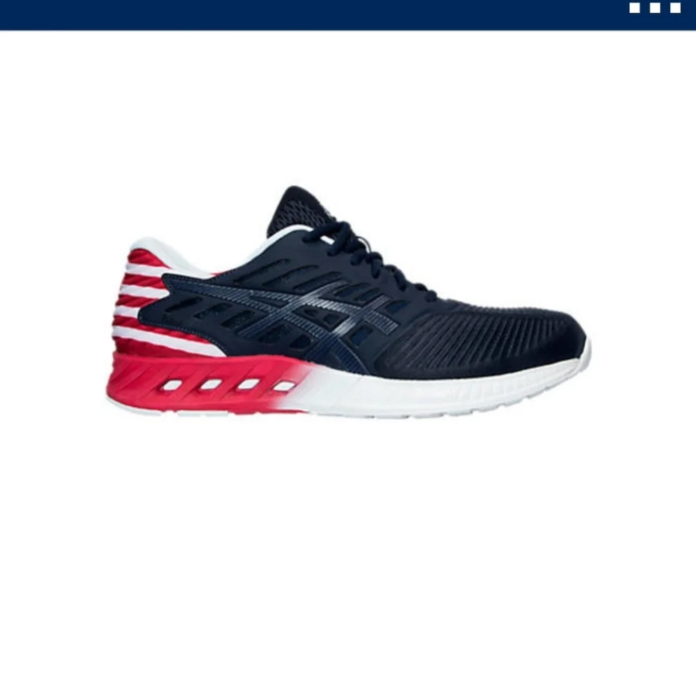 Asics Fuses USA Shoes Size 7.5